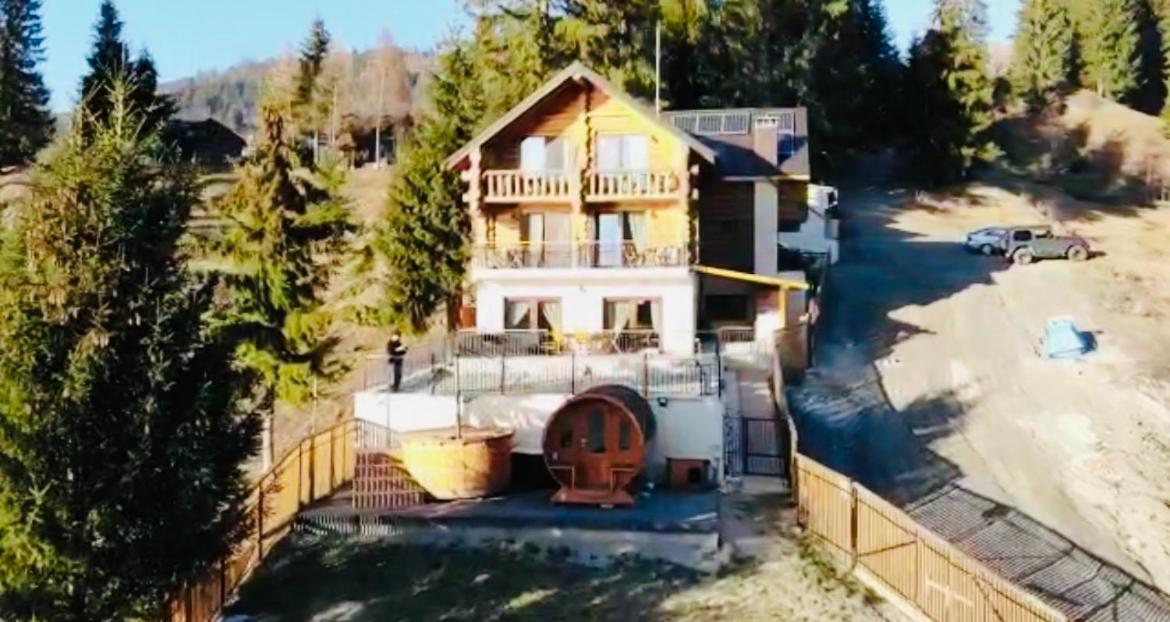 Chalet Du Lac Colibita Exterior photo